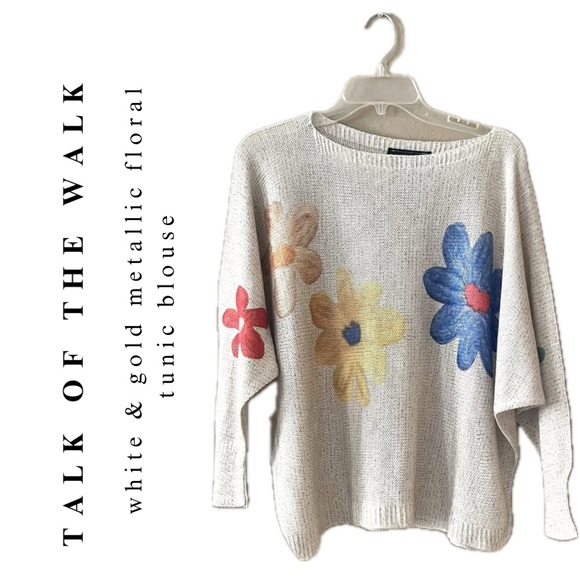 talk of the walk • white & gold metallic floral bat wing top - Picture 3 of 15
